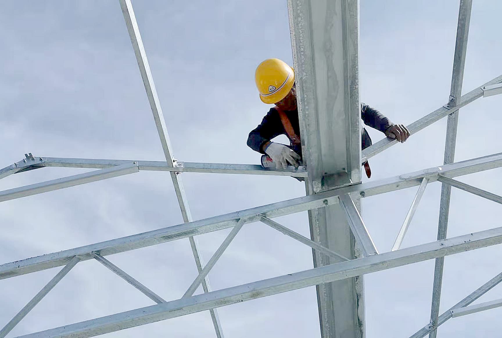 Hot-dip galvanized steel greenhouse frame Corrosion-resistant galvanized steel frame