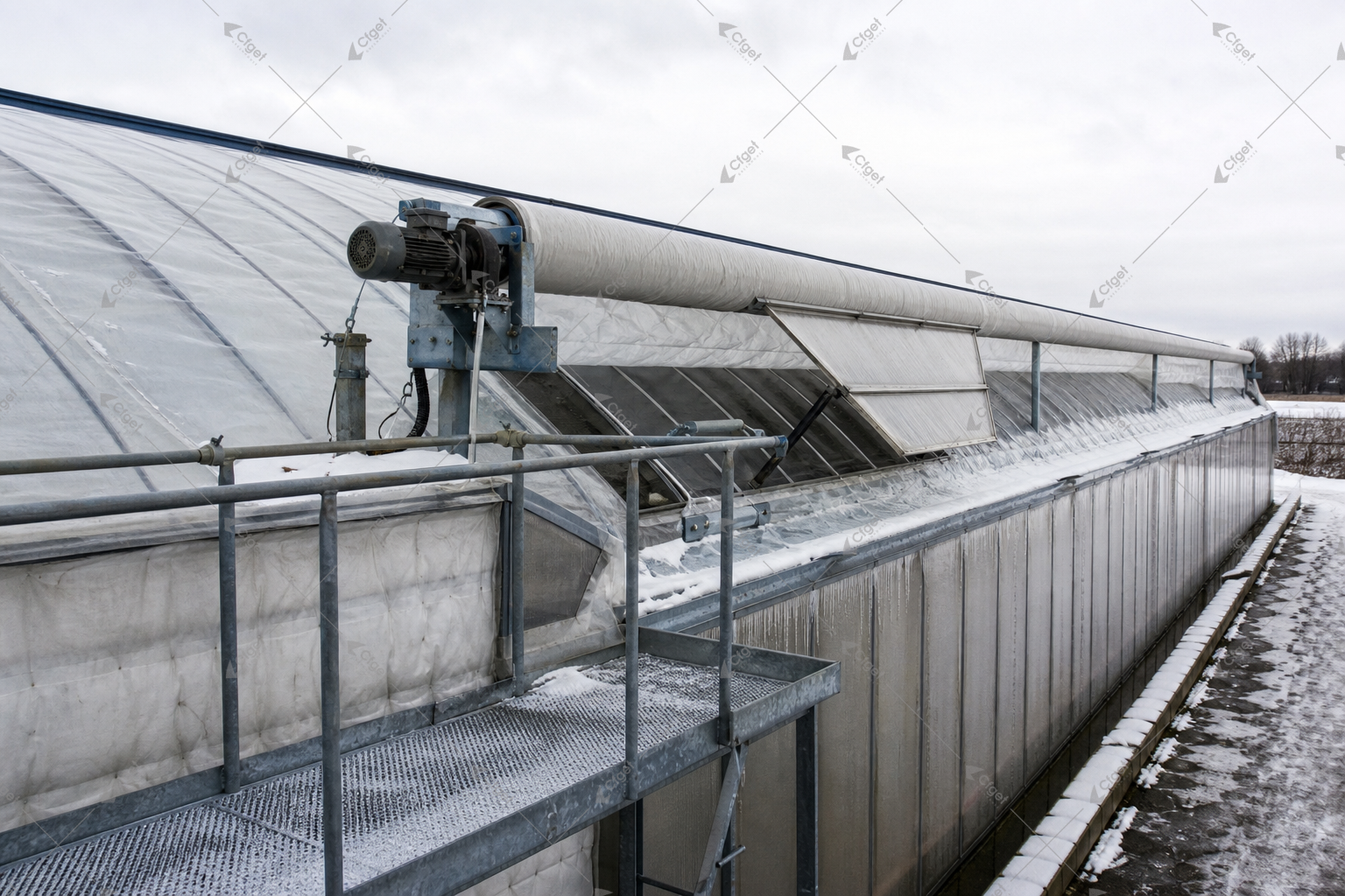 Project images help buyers separate a complete greenhouse offer from a quote that leaves important work undefined. greenhouse supplier and RFQ planning image for Agricultural Solar Greenhouse detail